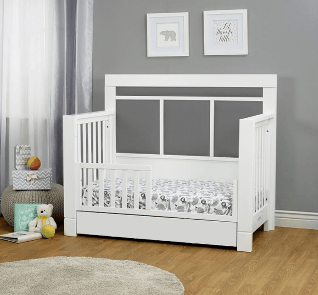 Orbelle Crystal Crib Convertible crib White with padding